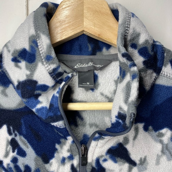 Eddie Bauer 1/4-zip fleece pullover, medium - Picture 3 of 4
